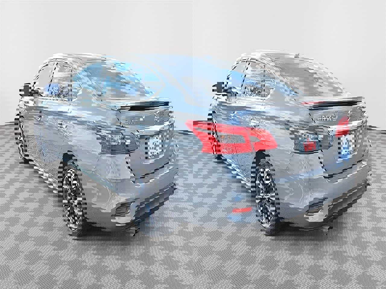 Used 2019 Nissan Sentra SR image 7