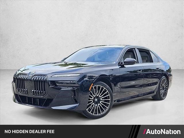 Used 2024 BMW i7 xDrive60 w/ Executive Package AWD/4WD image 1
