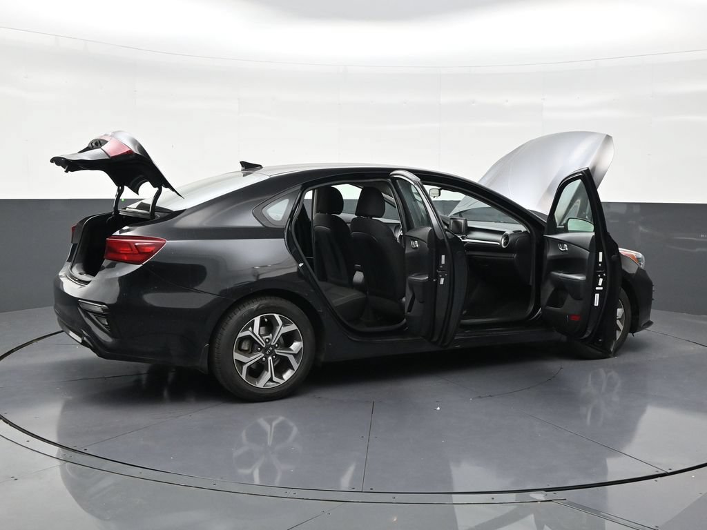 Used 2020 Kia Forte LXS FWD image 28