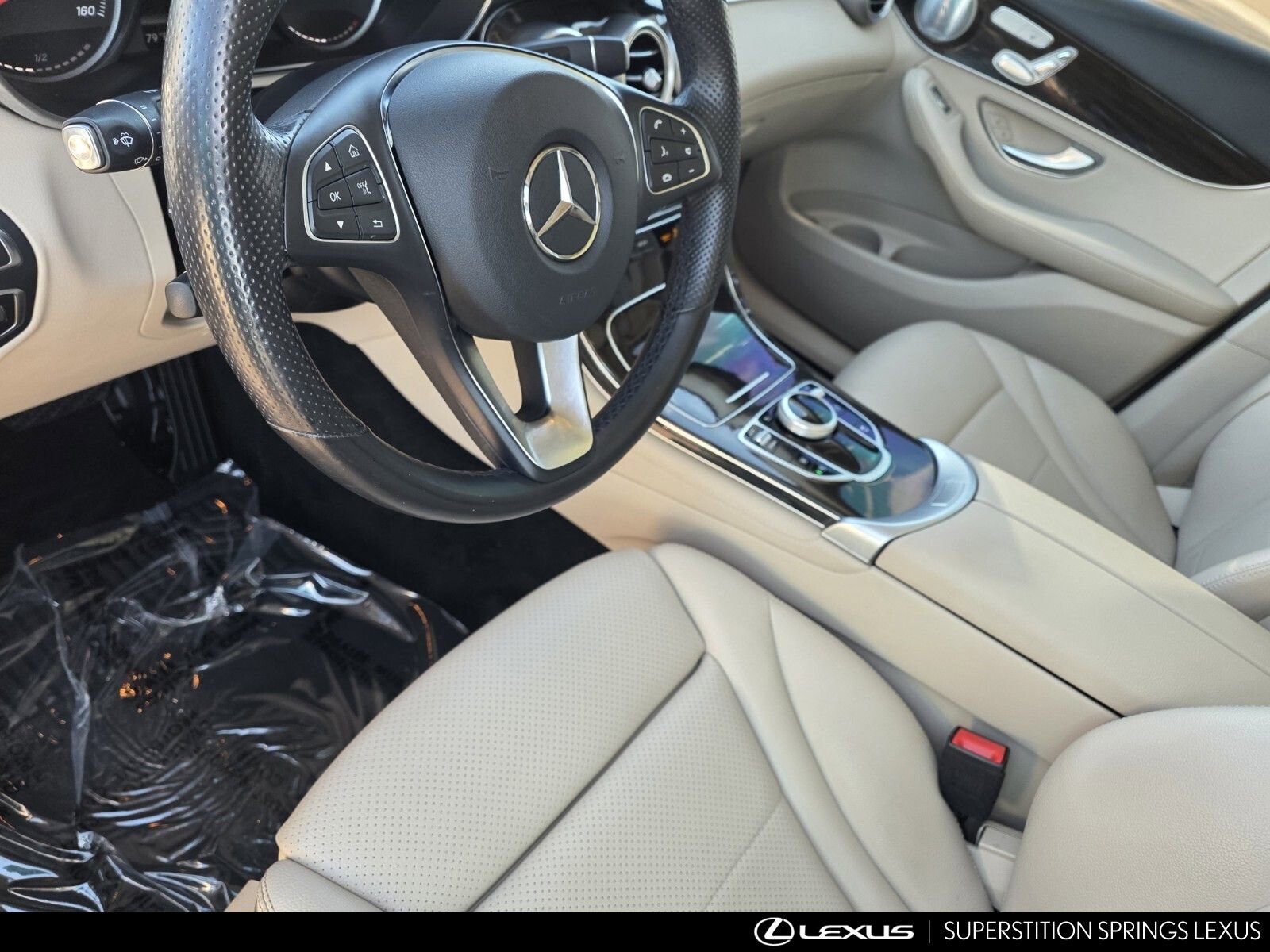Used 2019 Mercedes-Benz GLC 300 4MATIC image 12