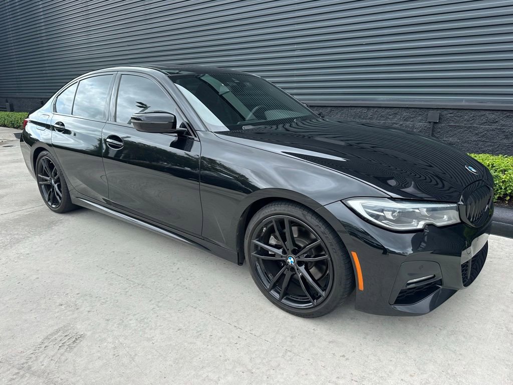 Used 2021 BMW 330i Sedan w/ M Sport Package RWD image 11