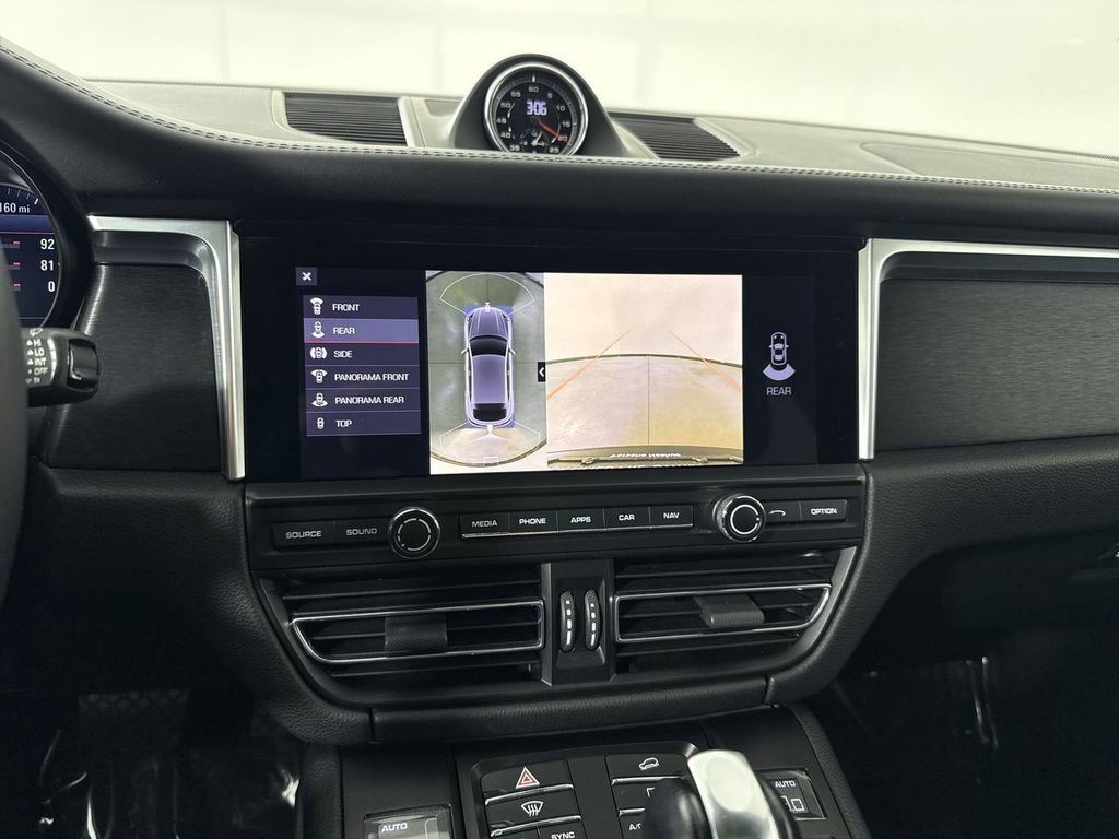Certified 2020 Porsche Macan GTS AWD/4WD image 30