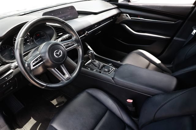 Used 2020 MAZDA MAZDA3 Hatchback w/ Preferred Package FWD image 6