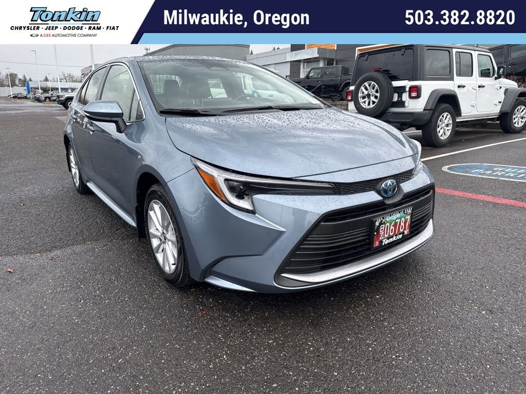 Used 2024 Toyota Corolla XLE