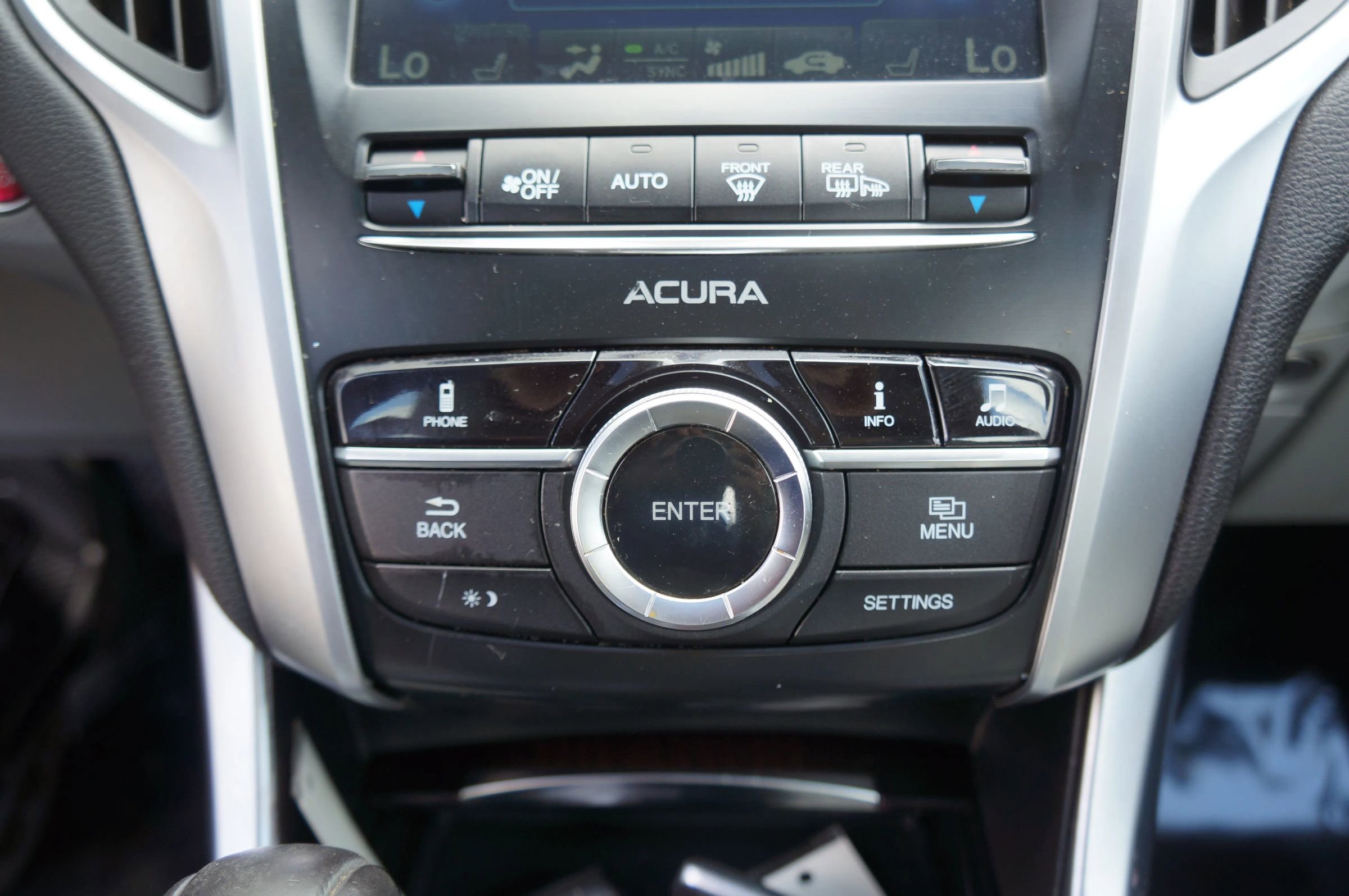 Used 2016 Acura TLX image 40