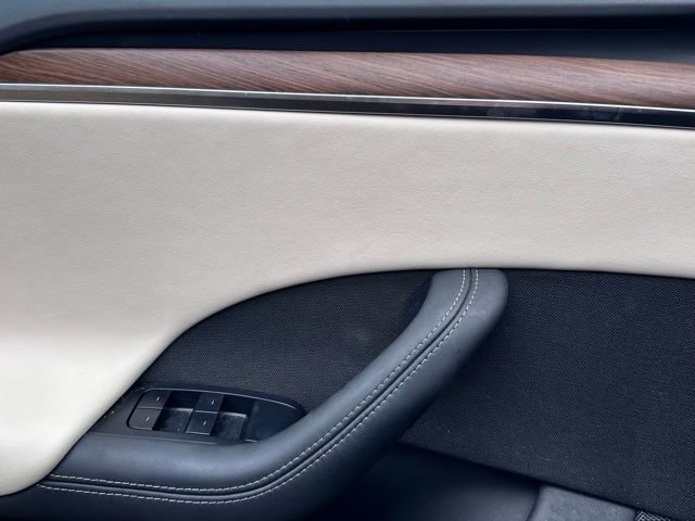 Used 2022 Tesla Model S image 20