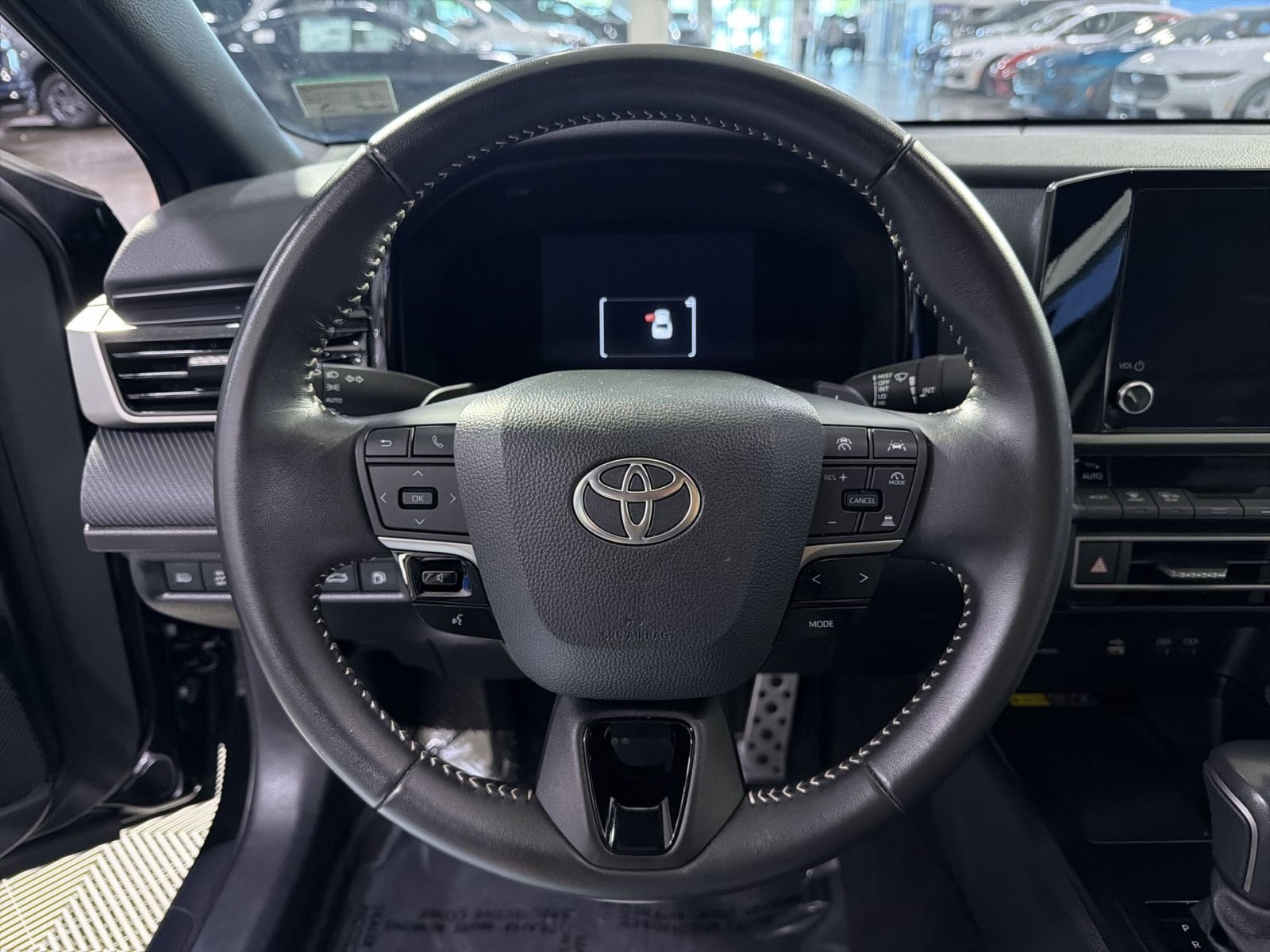 Used 2025 Toyota Camry SE FWD image 24