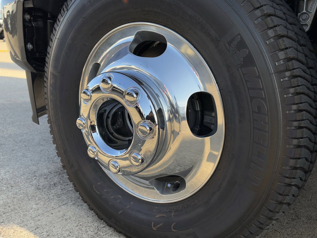 New 2026 Ford F350 King Ranch AWD/4WD image 10