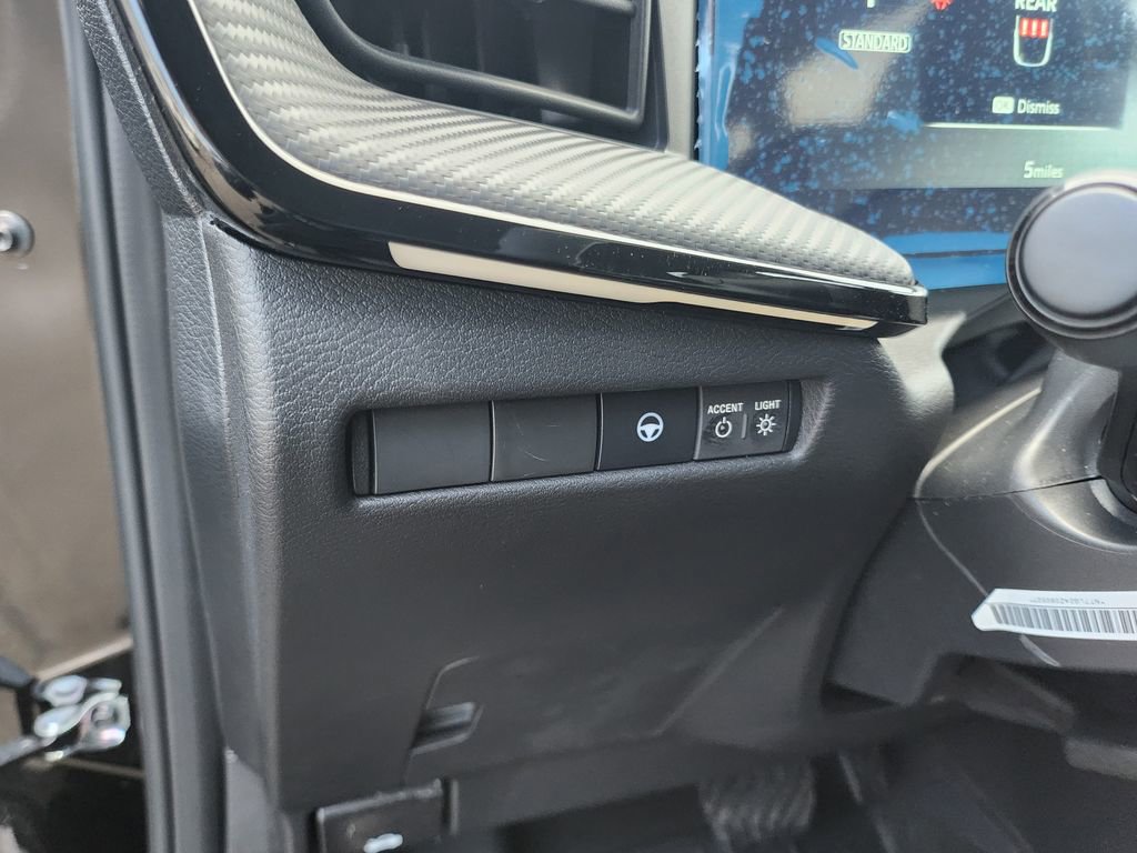 New 2025 Nissan Kicks SR w/ Interior Electronics Package image 14