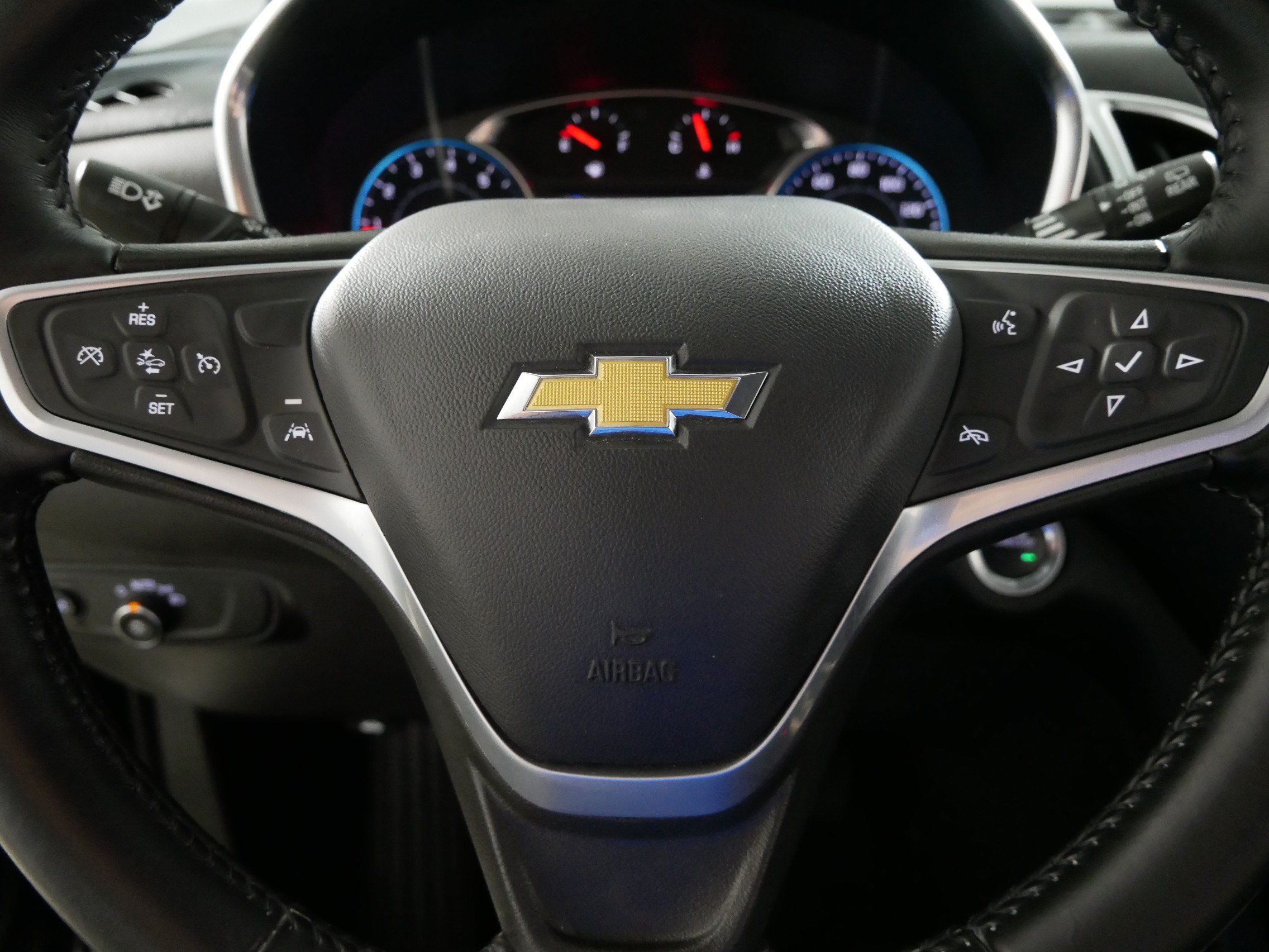 Used 2022 Chevrolet Equinox LT AWD/4WD image 25