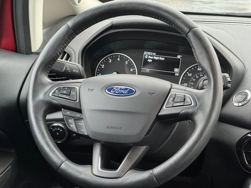 Used 2020 Ford EcoSport Titanium image 11