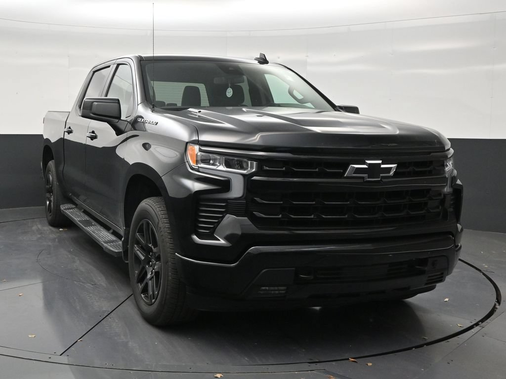 Used 2025 Chevrolet Silverado 1500 RST RWD image 7