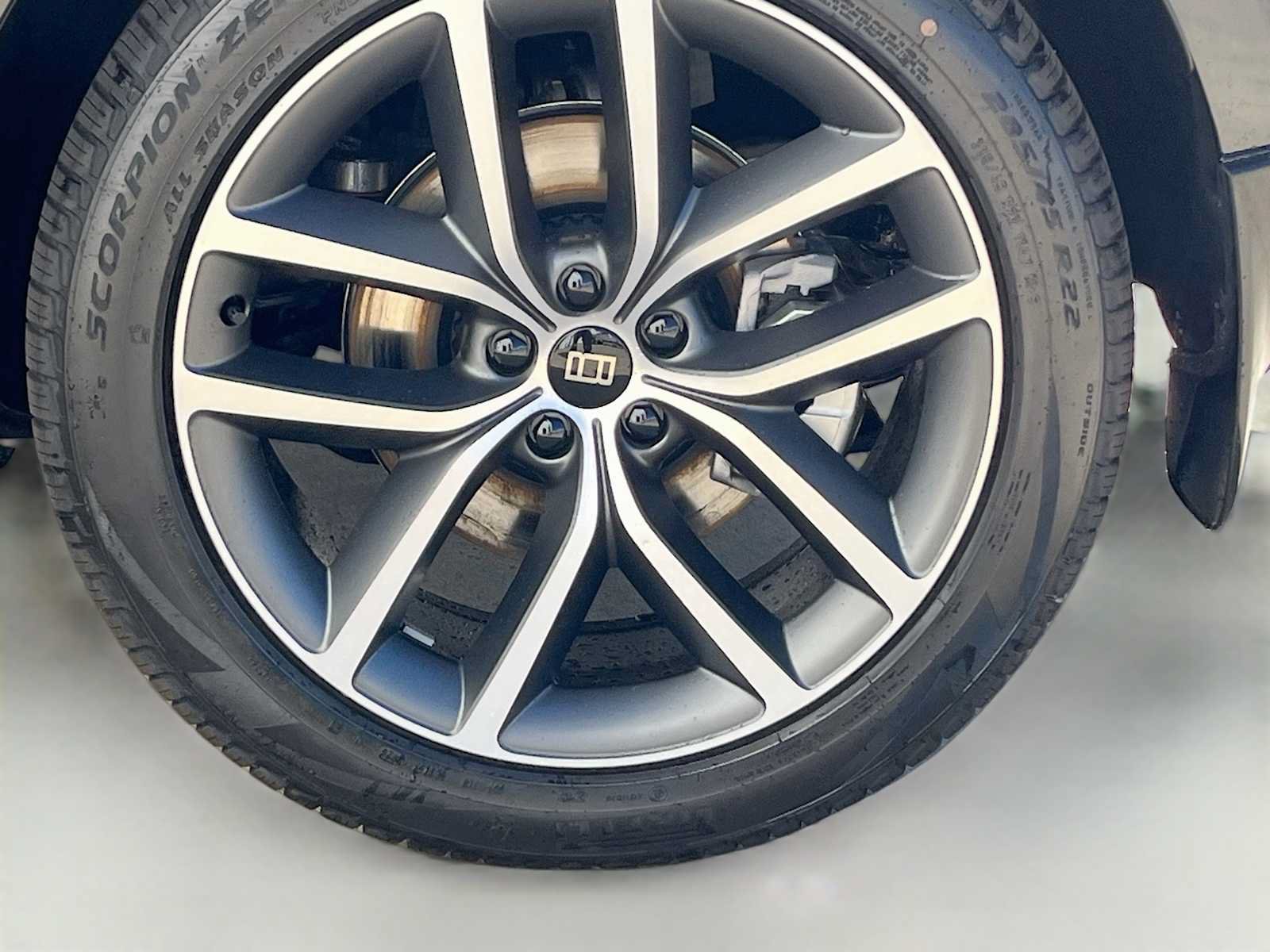 New 2027 Land Rover Range Rover Long Wheelbase SE AWD/4WD image 6