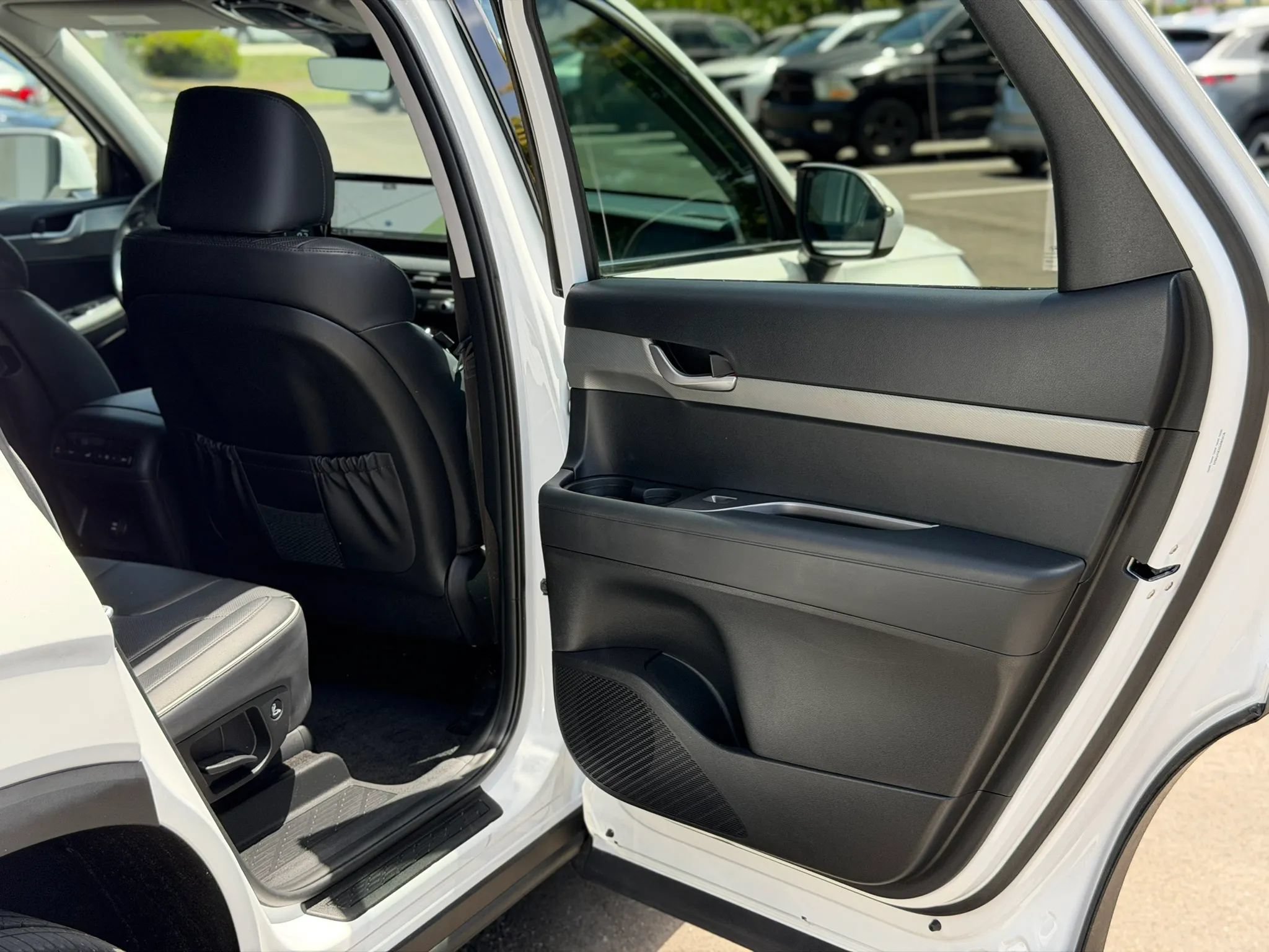 Used 2025 Hyundai Palisade SEL FWD image 32