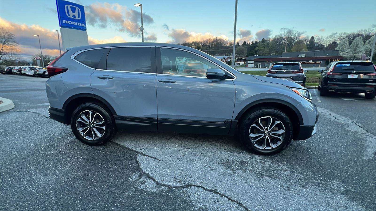 Used 2021 Honda CR-V EX-L image 3