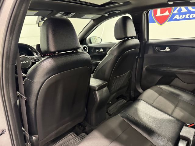 Used 2023 Kia Forte GT-Line w/ GT-Line Premium Package image 41