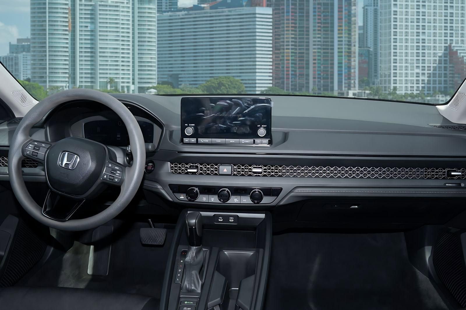 Certified 2025 Honda Accord SE image 20