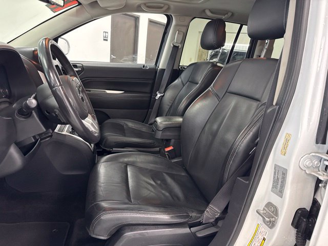 Used 2017 Jeep Compass High Altitude AWD/4WD image 16