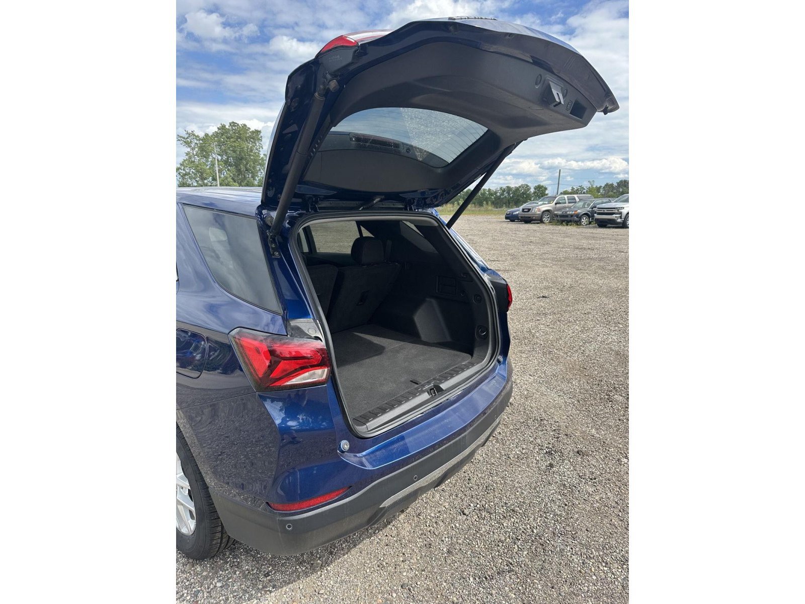 Used 2022 Chevrolet Equinox LT AWD/4WD image 30