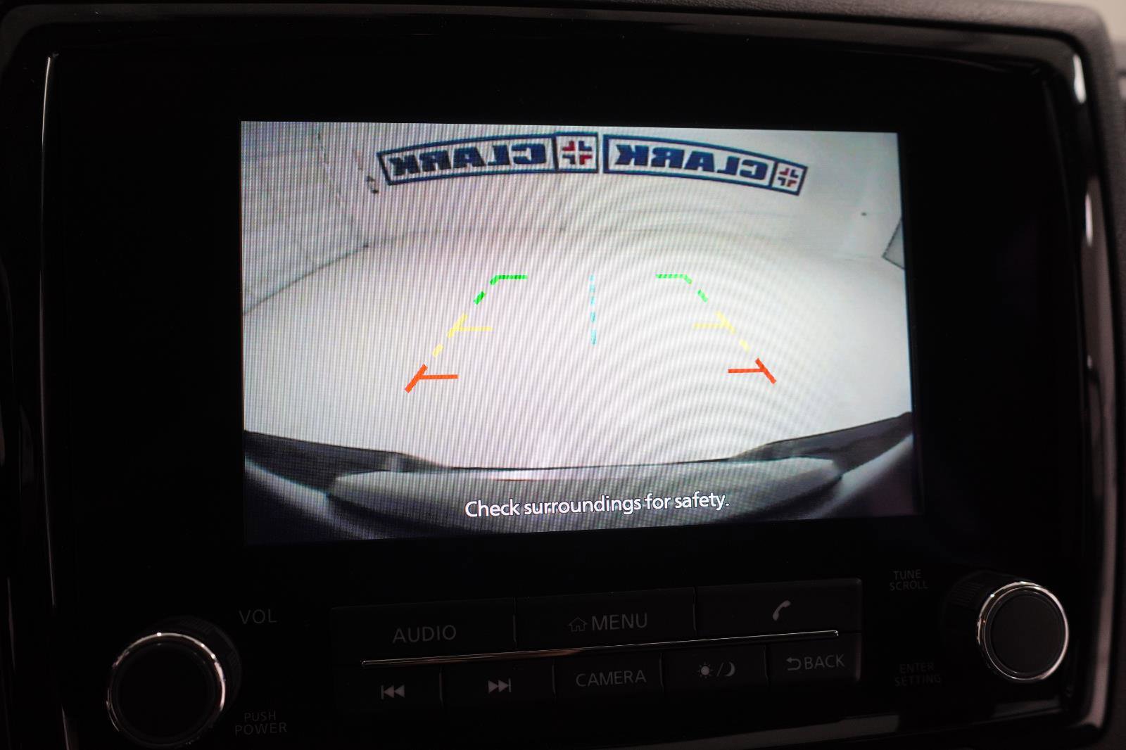 Used 2024 Nissan Frontier SV w/ SV Convenience Package image 27