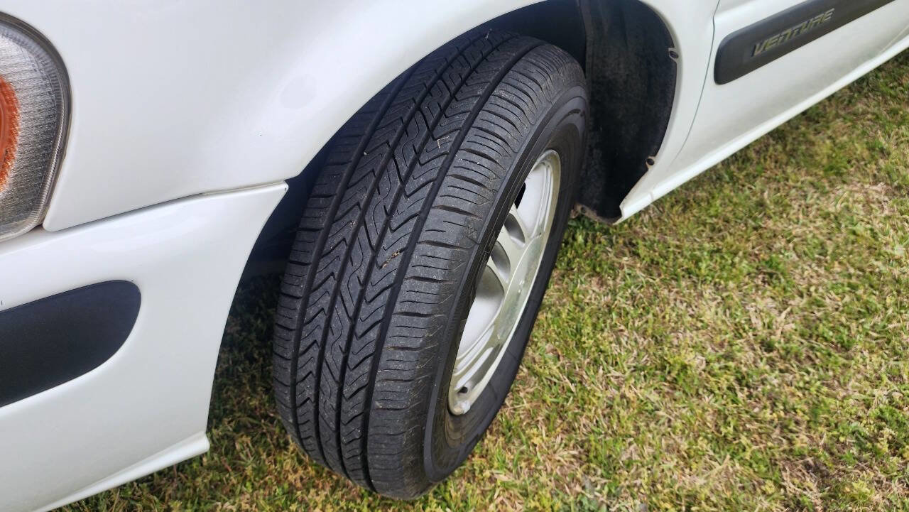 Used 2004 Chevrolet Venture LT FWD image 48