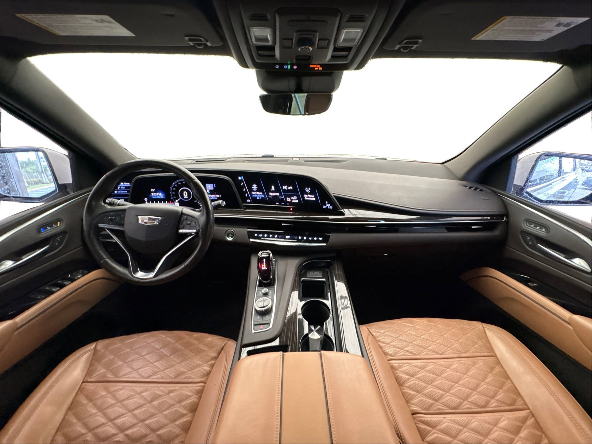 Used 2022 Cadillac Escalade ESV Premium Luxury image 22