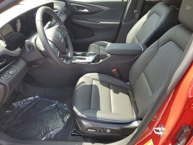 New 2026 Buick Envista Sport Touring image 5