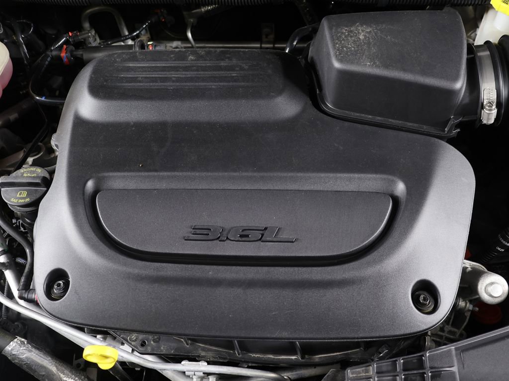 Used 2025 Chrysler Pacifica Select FWD image 17