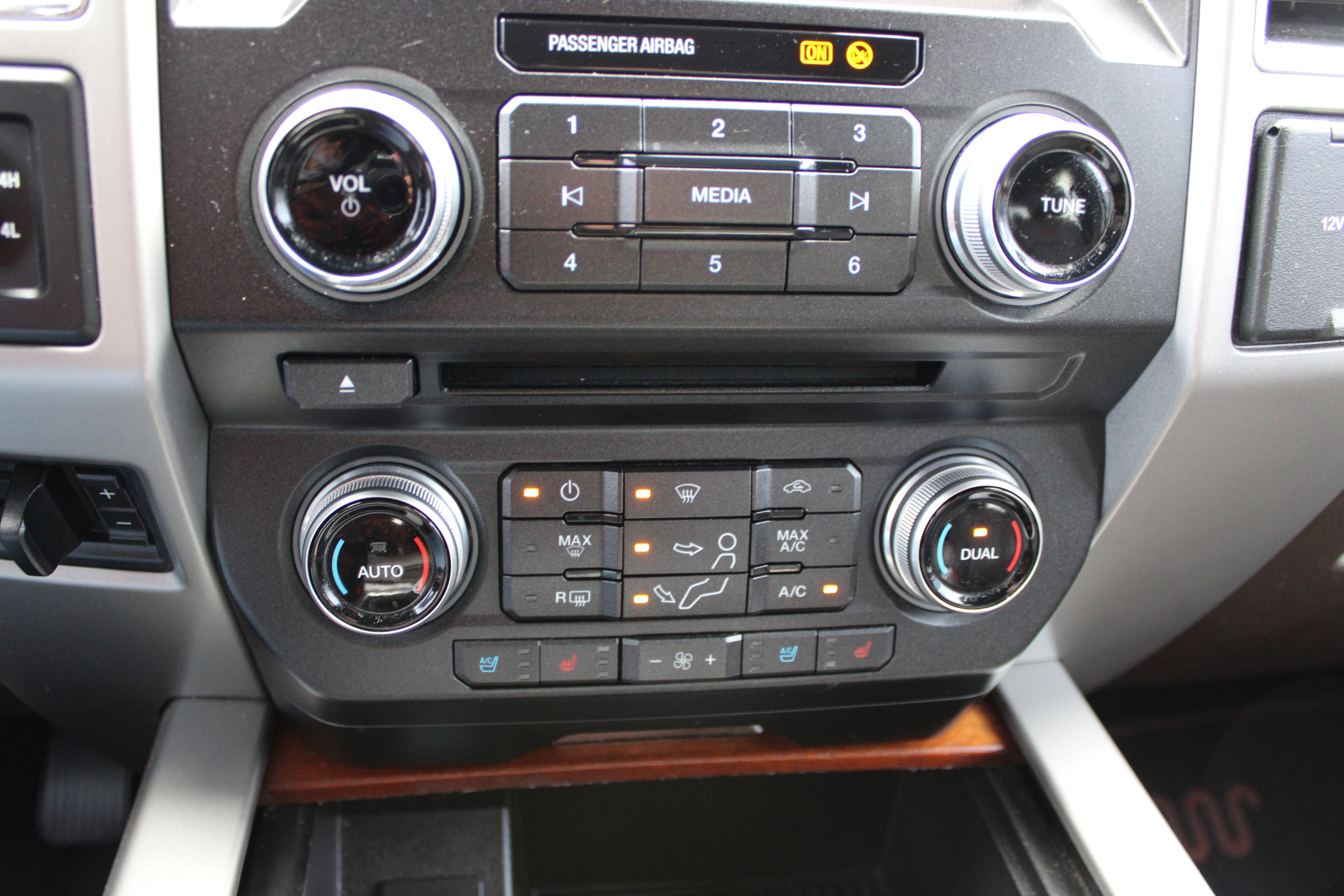 Used 2017 Ford F250 King Ranch w/ King Ranch Ultimate Package image 23