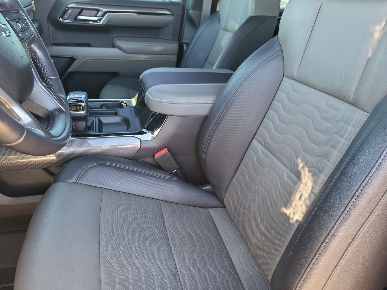 Used 2023 Chevrolet Silverado 1500 ZR2 w/ Technology Package image 22