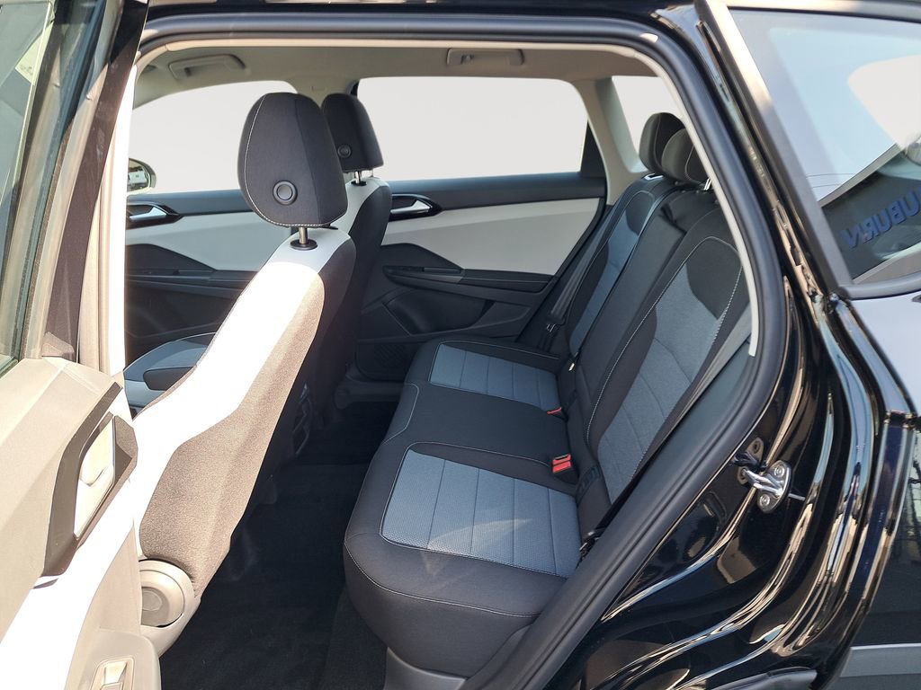 New 2025 Volkswagen Taos S image 14