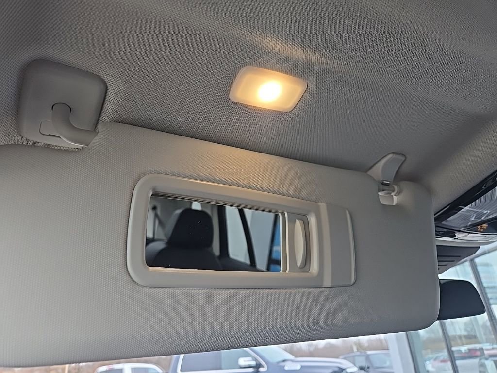 Used 2024 BMW X7 xDrive40i w/ Climate Comfort Package image 67