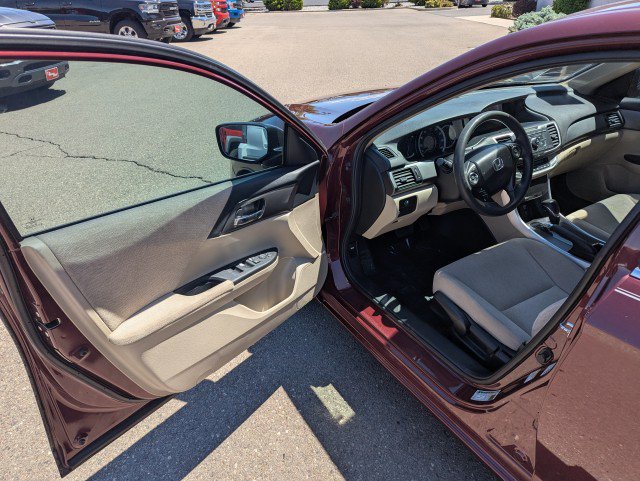 Used 2013 Honda Accord LX image 8