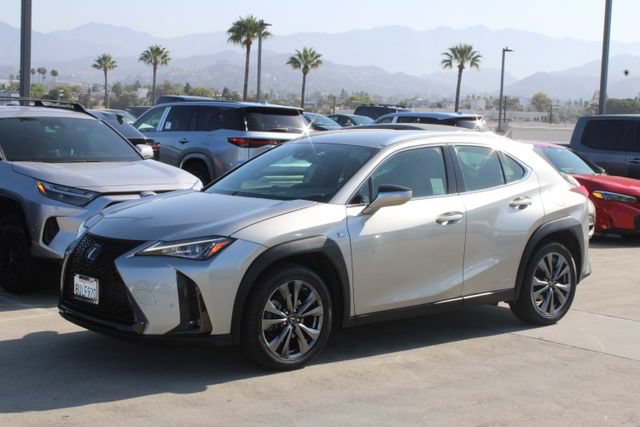 Used 2021 Lexus UX 250h F Sport AWD/4WD image 3