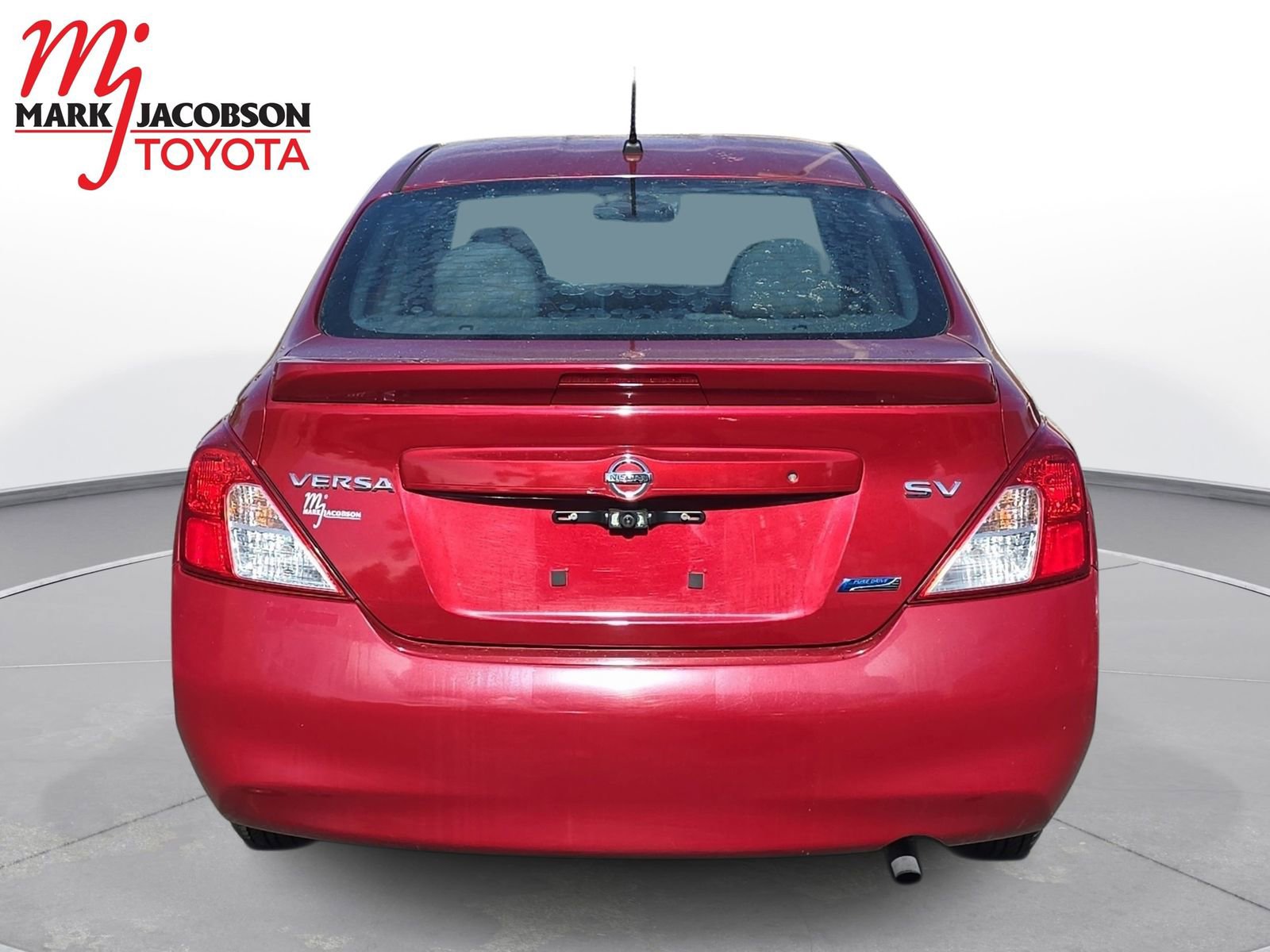 Used 2014 Nissan Versa SV image 9