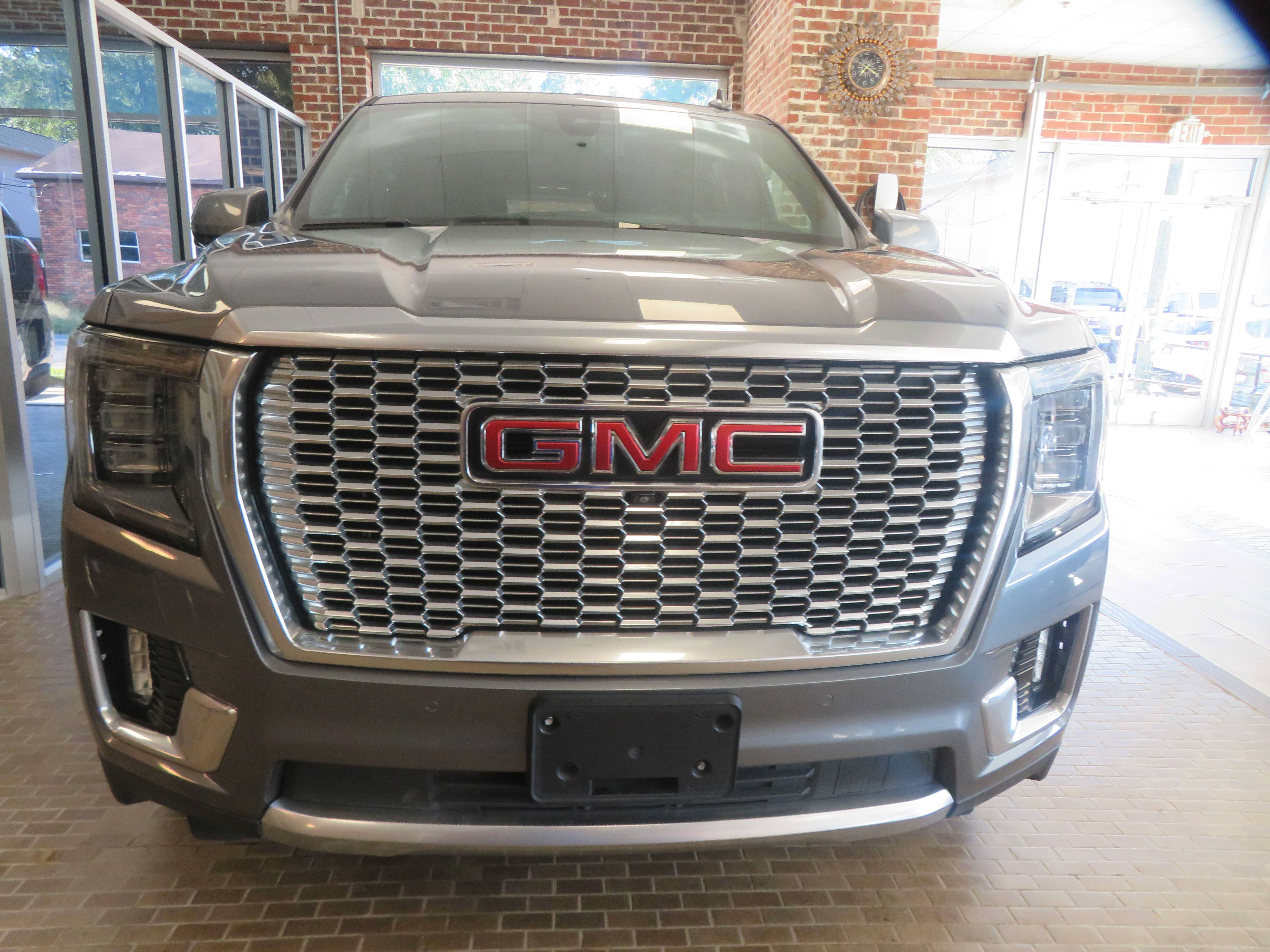 Used 2021 GMC Yukon Denali AWD/4WD image 73