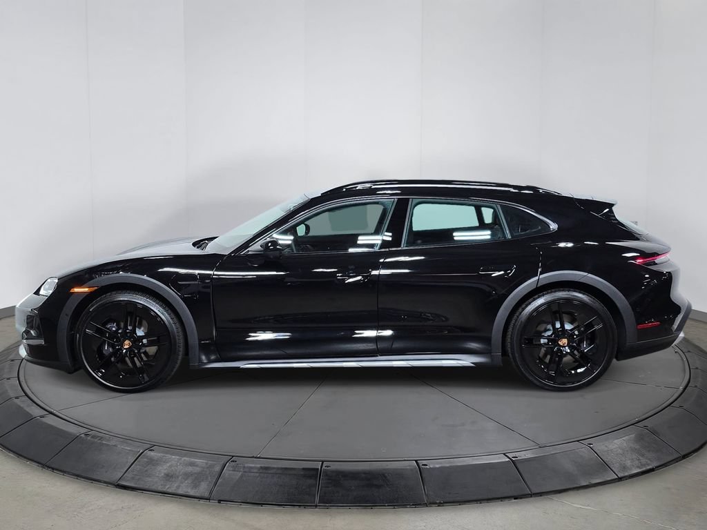 New 2026 Porsche Taycan 4 Cross Turismo AWD/4WD image 2