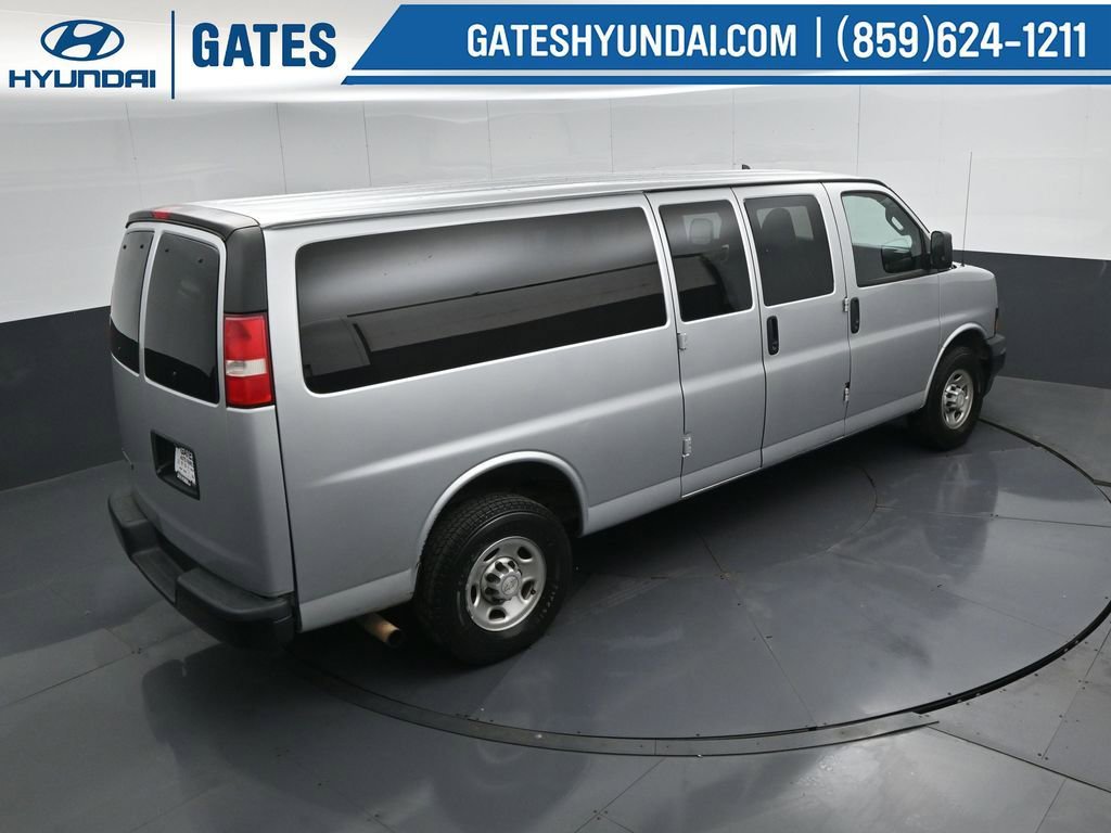 Used 2019 Chevrolet Express 3500 LS image 35