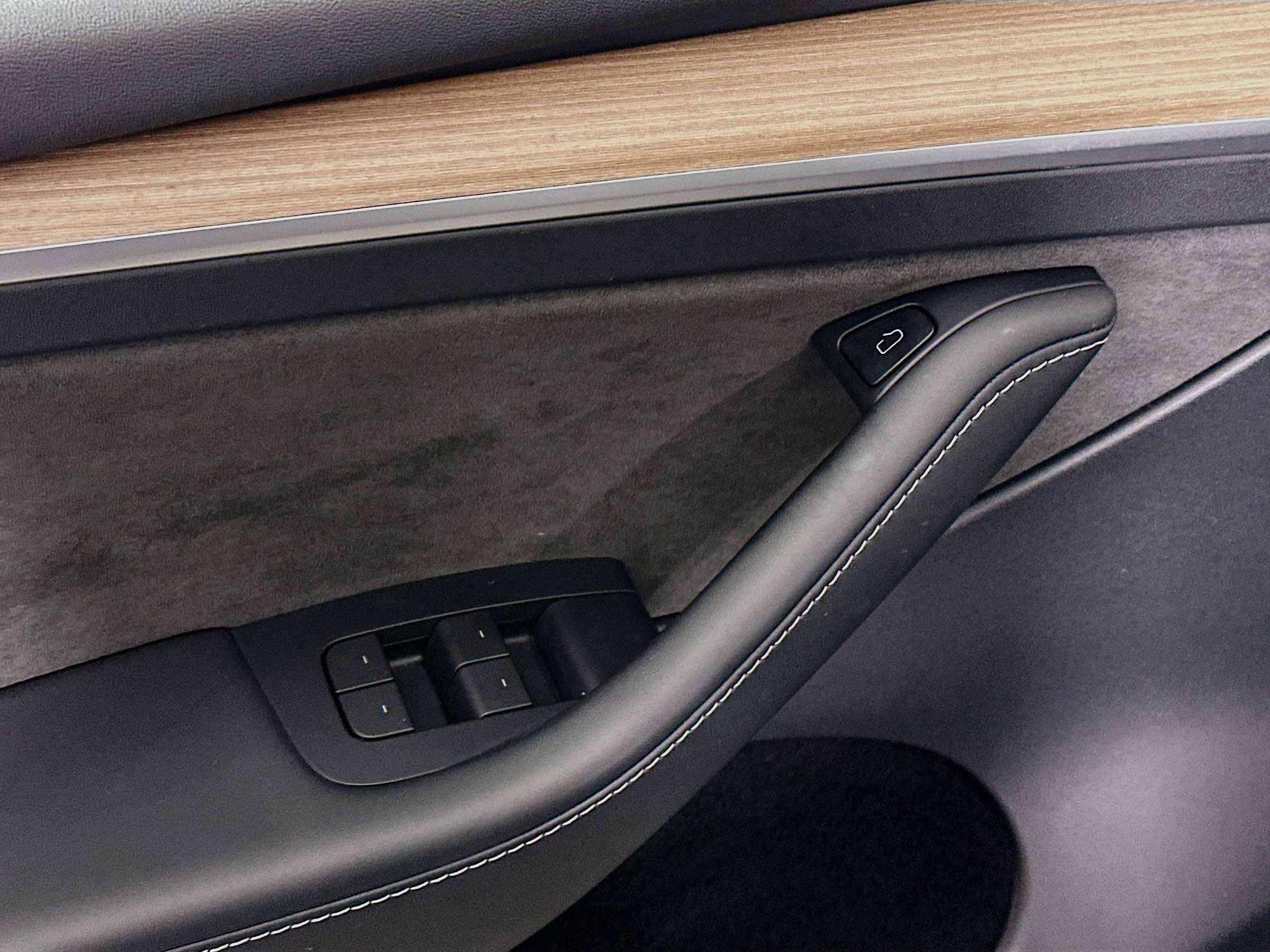 Used 2023 Tesla Model Y Long Range AWD/4WD image 15