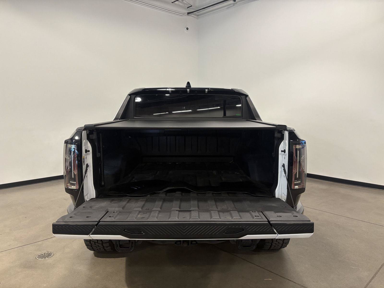 Used 2022 GMC Hummer EV Edition 1 w/ LPO, Illumination Package AWD/4WD image 39