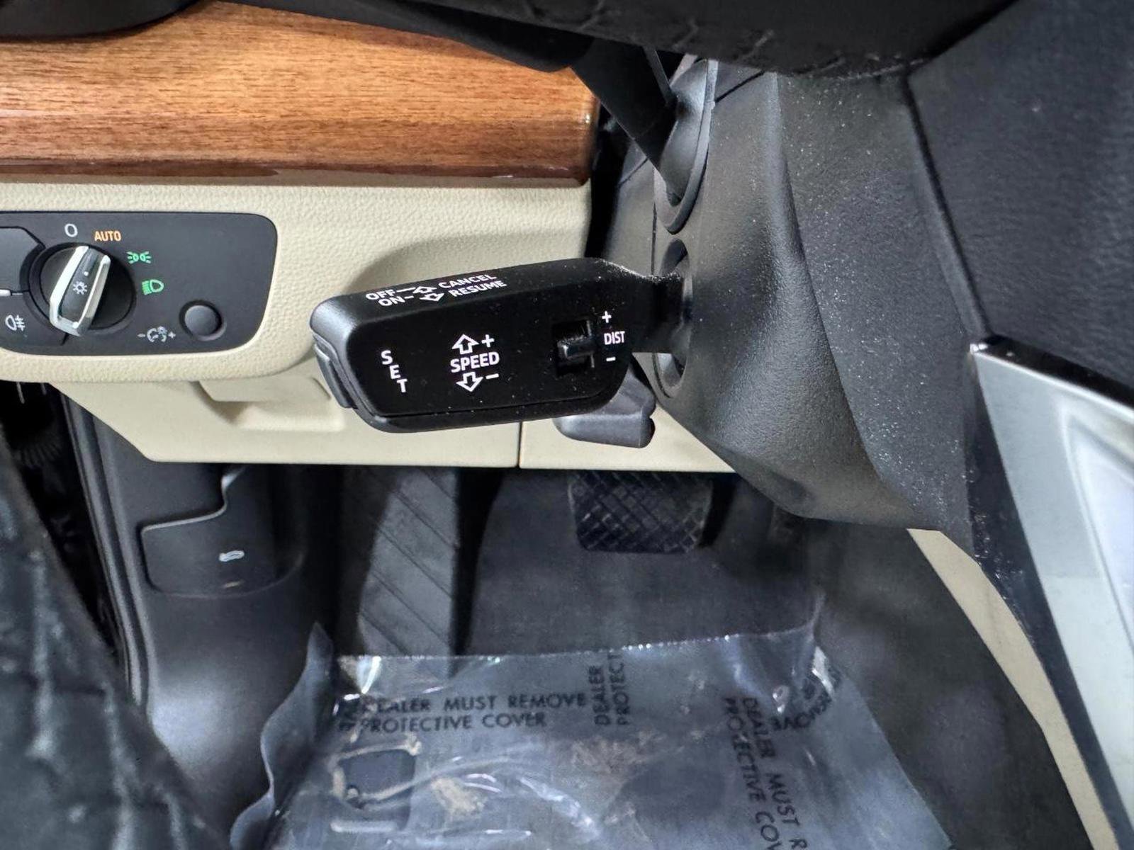 Used 2023 Audi Q5 2.0T Premium w/ Convenience Package image 30