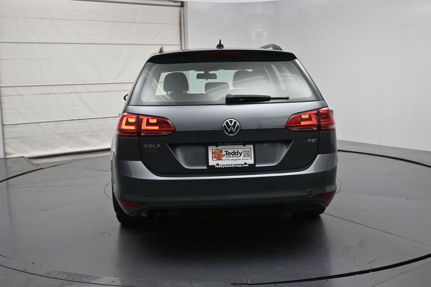 Used 2015 Volkswagen Golf SE FWD image 22
