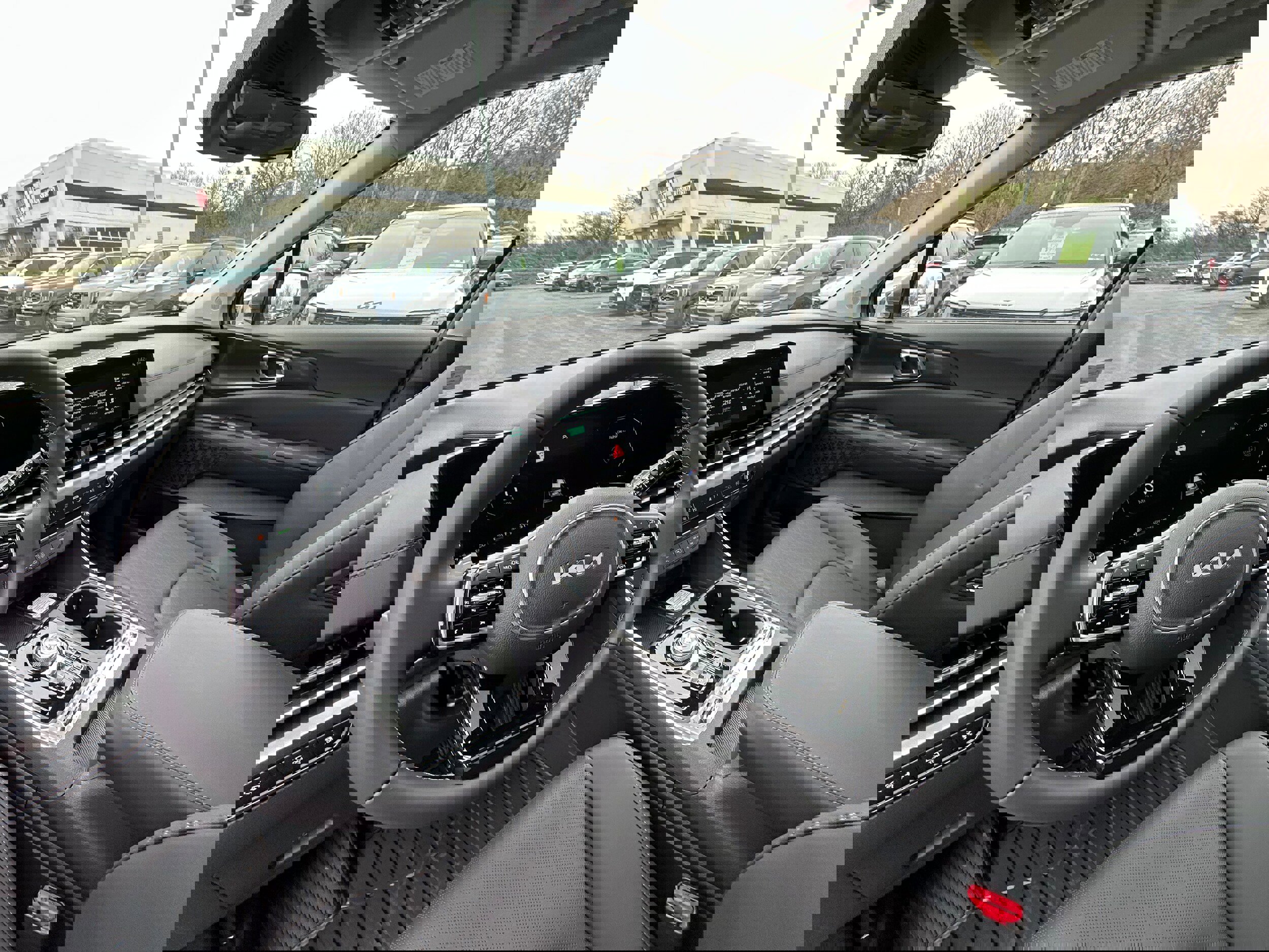 New 2026 Kia Carnival SX image 30