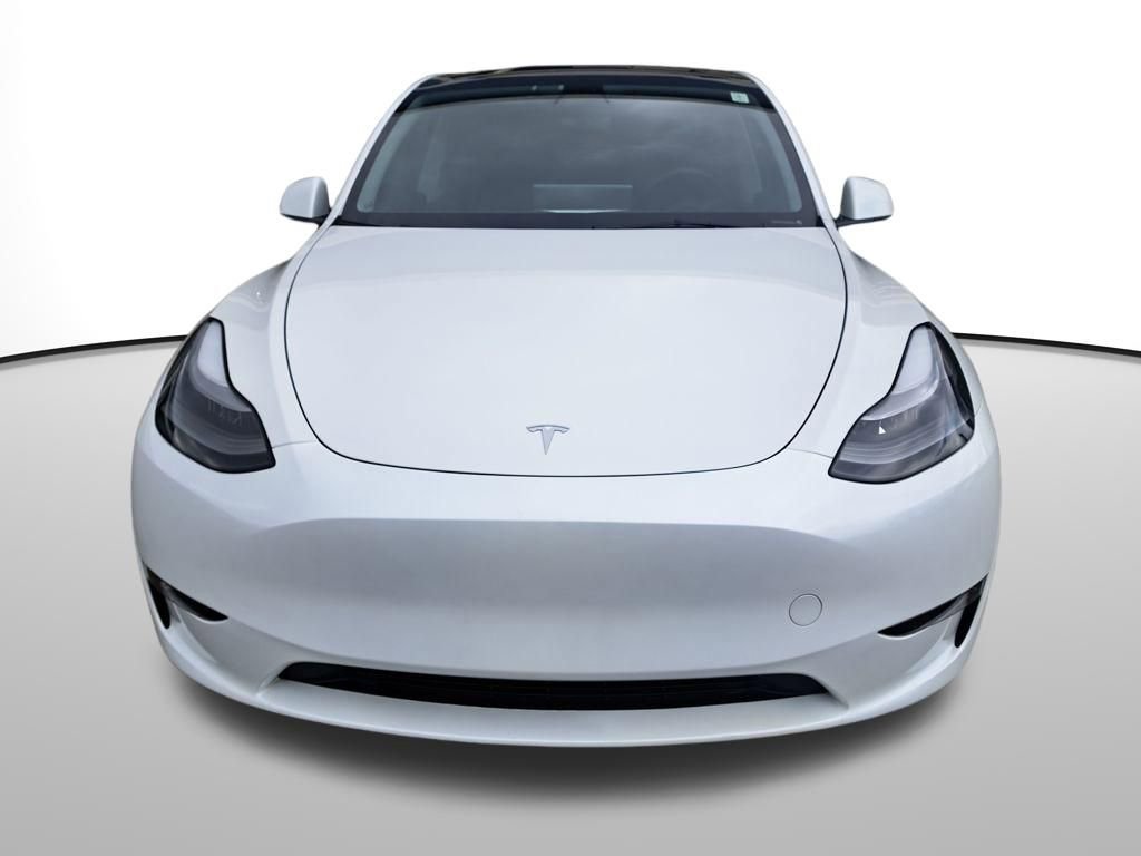 Used 2023 Tesla Model Y Long Range image 9