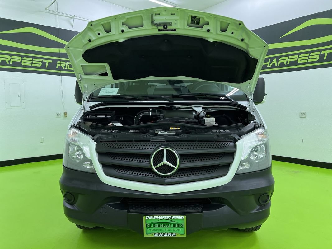Used 2016 Mercedes-Benz Sprinter 2500 image 4
