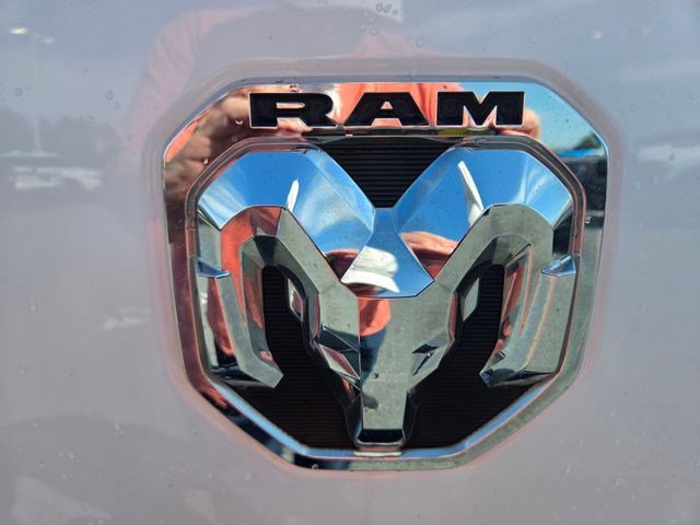 Used 2019 RAM 1500 Laramie AWD/4WD image 23