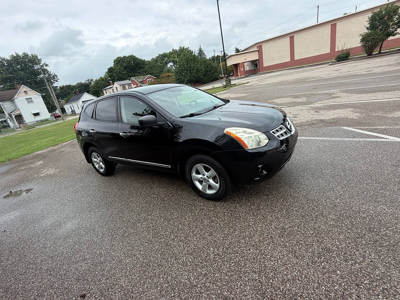 Used 2012 Nissan Rogue S w/ Special Edition Pkg FWD image 5