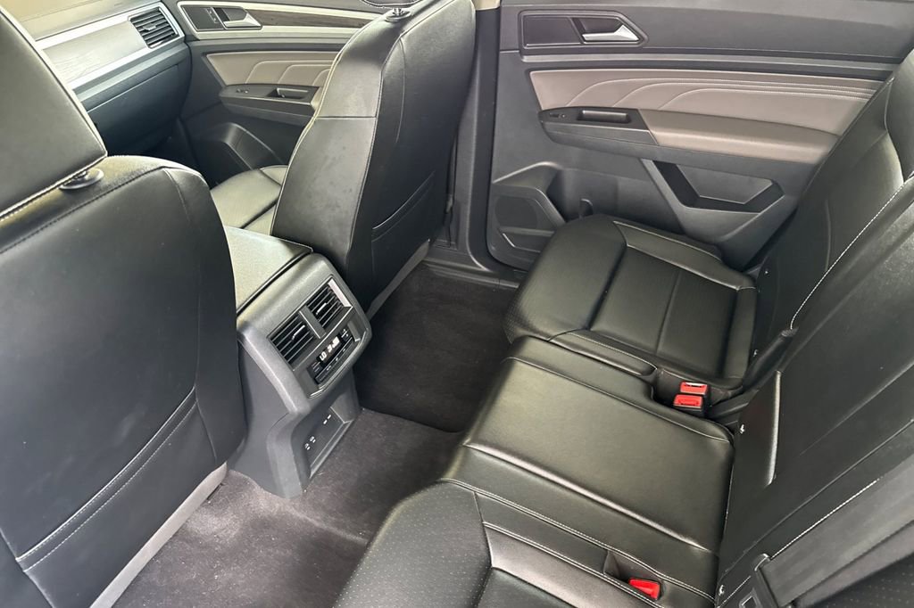 Used 2022 Volkswagen Atlas SE AWD/4WD image 12