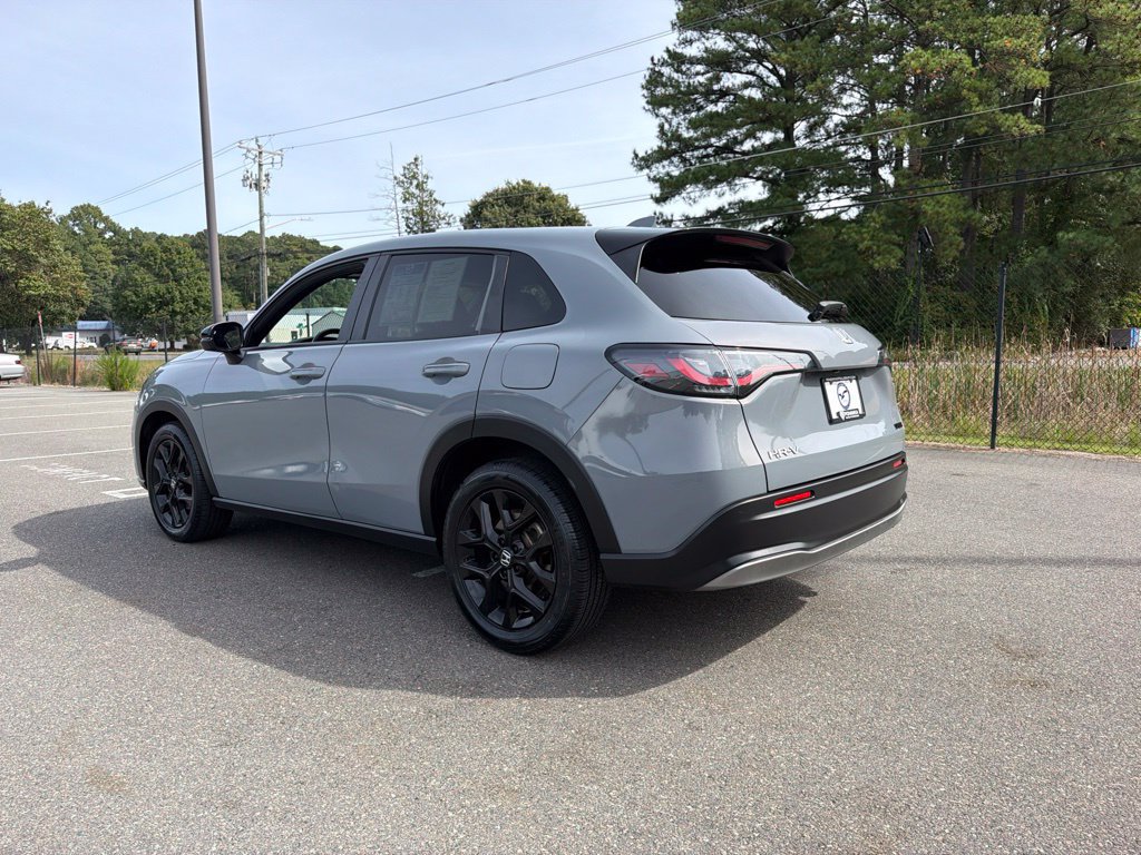 Used 2024 Honda HR-V Sport image 7