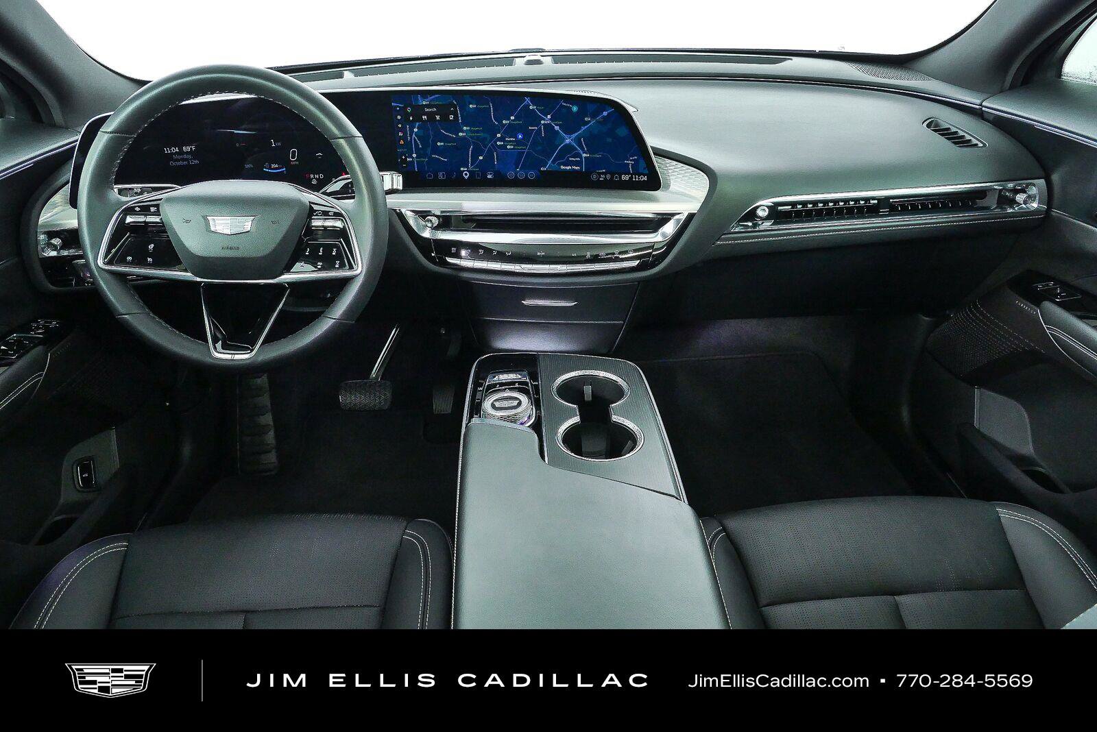 Used 2025 Cadillac Lyriq Luxury AWD/4WD image 15